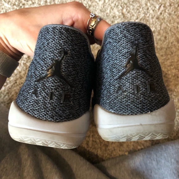 Jordan eclipses - Picture 3 of 8